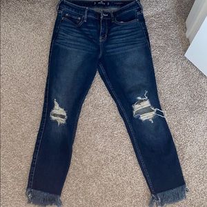 CUTE JEANS